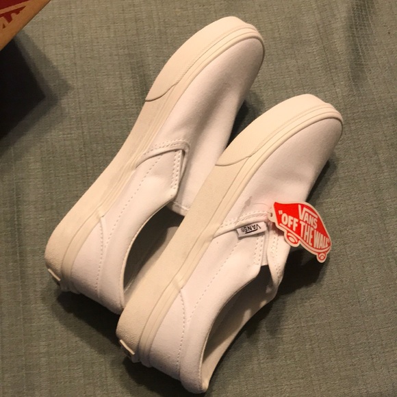 Brand new white vans size 4 - Picture 3 of 3
